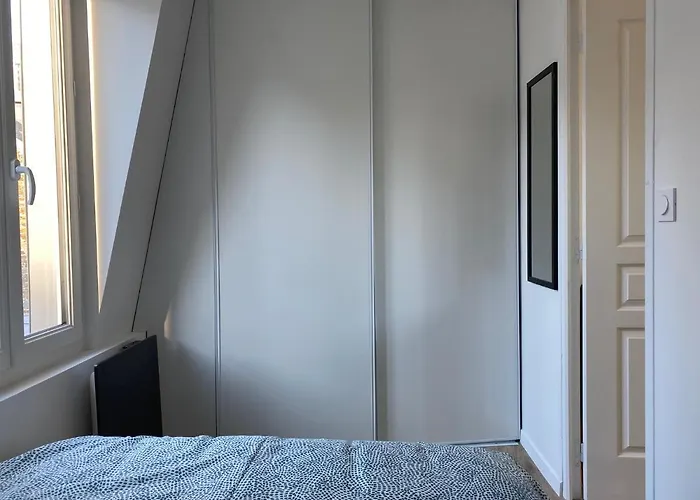 Centre A 50m De La - Ancv Accepte * グランビル